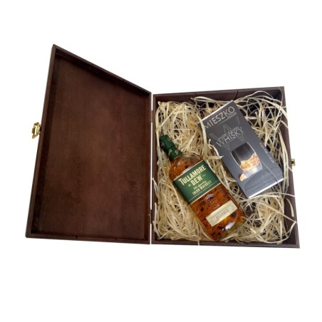 TULLAMORE DEW 0,7L 40% W SKRZYNCE DREWNIANEJ + SŁODYCZE
