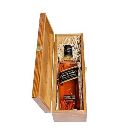 JOHNNIE WALKER BLACK LABEL 12YO WHISKY 0,7L 40% W SKRZYNCE DREWNIANEJ