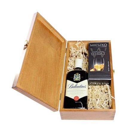 BALLANTINE'S WHISKY 0,7L 40% W SKRZYNCE DREWNIANEJ + CZEKOLADKI
