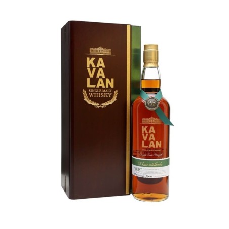 KAVALAN SOLIST AMONTILLADO WHISKY 0,7L 55,6%