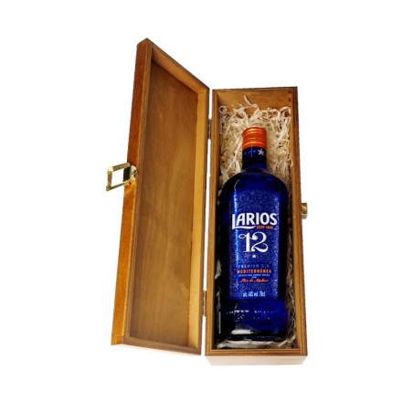 LARIOS 12 GIN 0,7L 40% W SKRZYNCE DREWNIANEJ