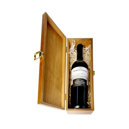 GEORGIAN VALLEYS KINDZMARAULI 0,75L W SKRZYNCE DREWNIANEJ