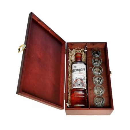 NEMIROFF DE LUXE WILD CRANBERRY VODKA 0,7L 37,5% W SKRZYNCE DREWNIANEJ + 6 KIELISZKÓW