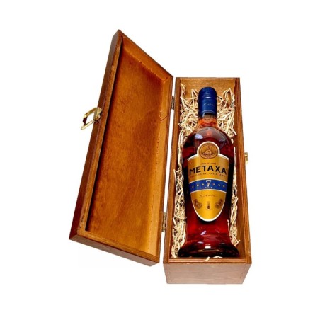 METAXA 7 STARS BRANDY 0,7L 40% W SKRZYNCE DREWNIANEJ