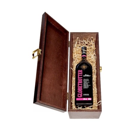 CZARNY BOCIAN GLOBETROTTER LIKIER 0,5L 35% W SKRZYNCE DREWNIANEJ